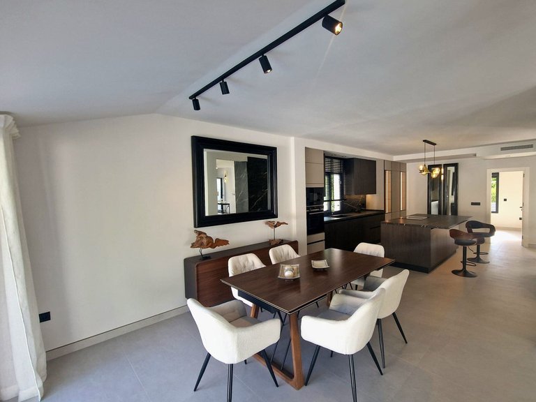 Villa for Sale in Marbella, Malaga 40