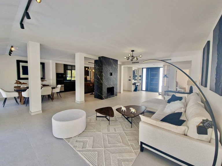 Villa for Sale in Marbella, Malaga 7