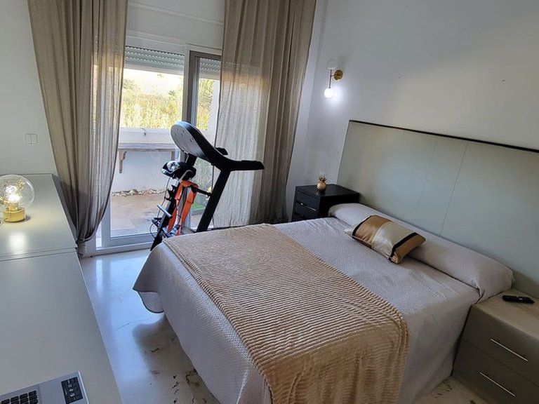 Apartment for Sale in Puerto Banús, Malaga 13