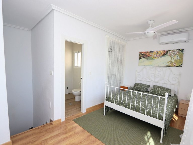 Villa for Sale in Playa Flamenca, Alicante 17