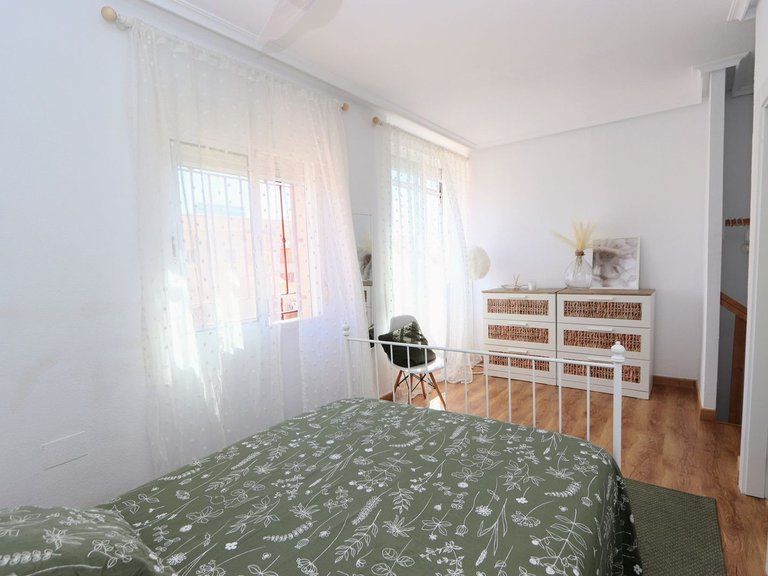 Villa for Sale in Playa Flamenca, Alicante 18