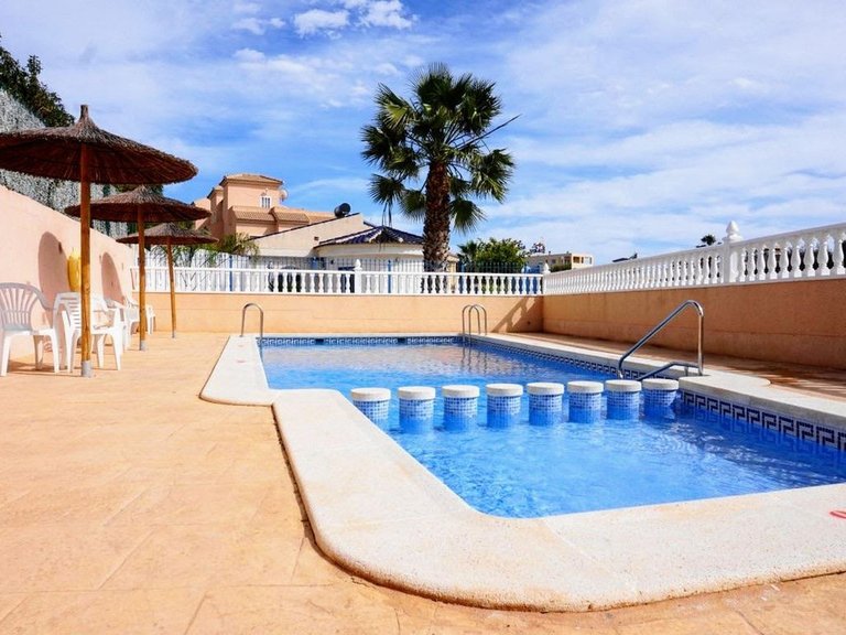 Villa for Sale in Playa Flamenca, Alicante 2