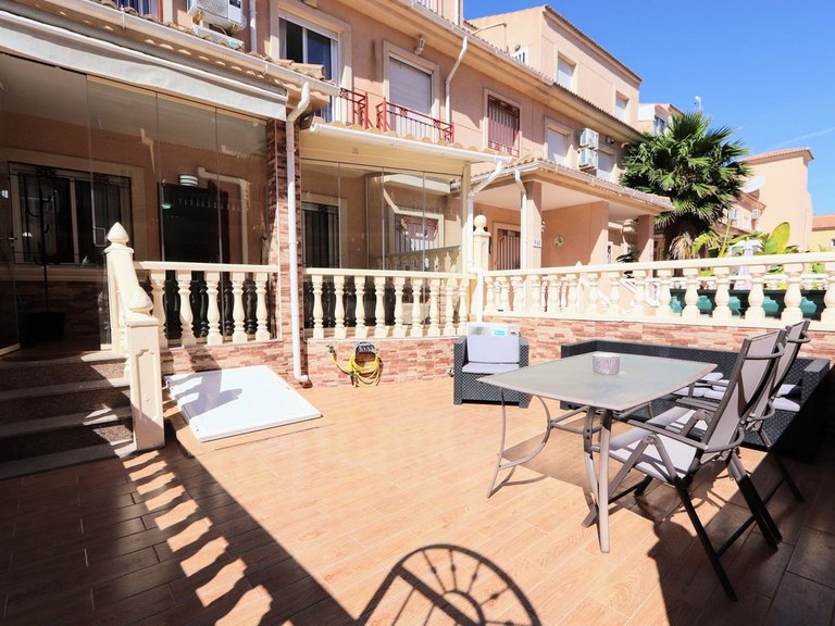 Villa for Sale in Playa Flamenca, Alicante 3