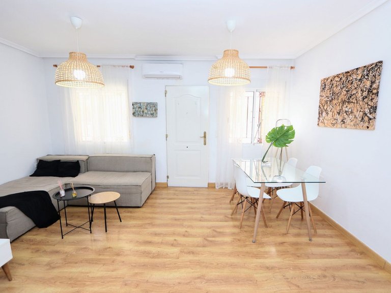 Villa for Sale in Playa Flamenca, Alicante 7