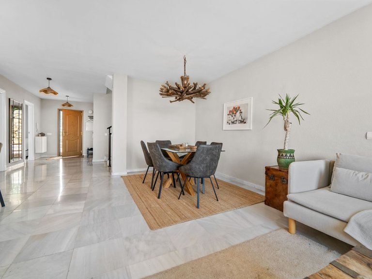 Villa for Sale in Benalmadena, Malaga 10