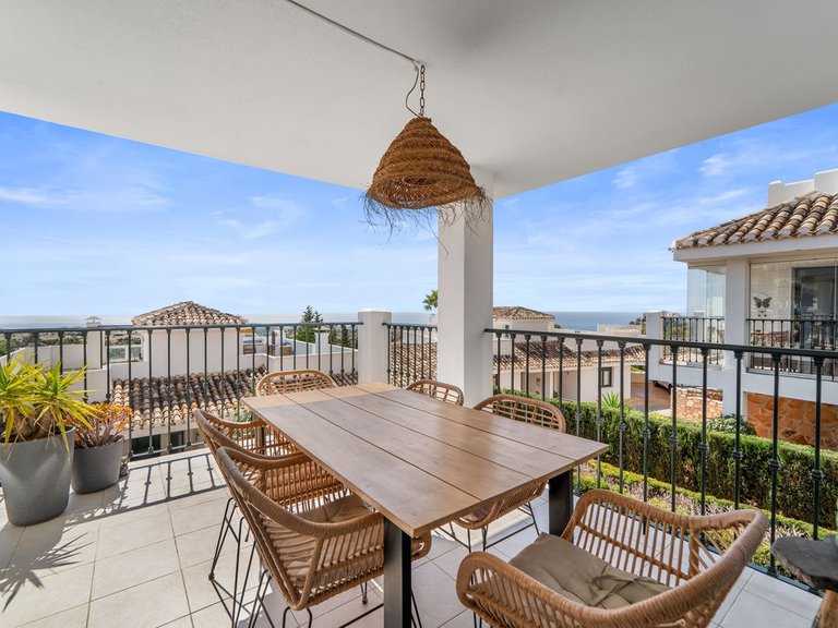 Villa for Sale in Benalmadena, Malaga 9