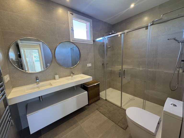 Apartment for Sale in Guadalmina Baja, Malaga 18