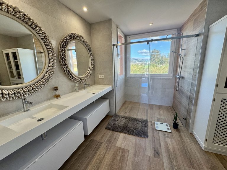 Apartment for Sale in Guadalmina Baja, Malaga 20