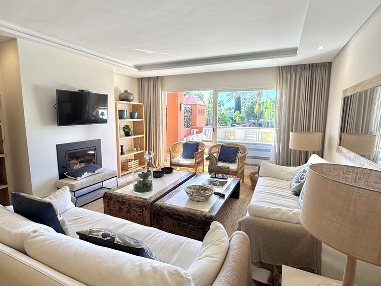 Apartment for Sale in Guadalmina Baja, Malaga 8