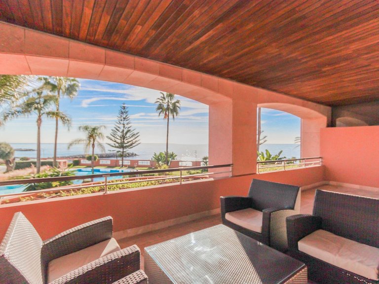 Apartment for Sale in Puerto Banús, Malaga 3