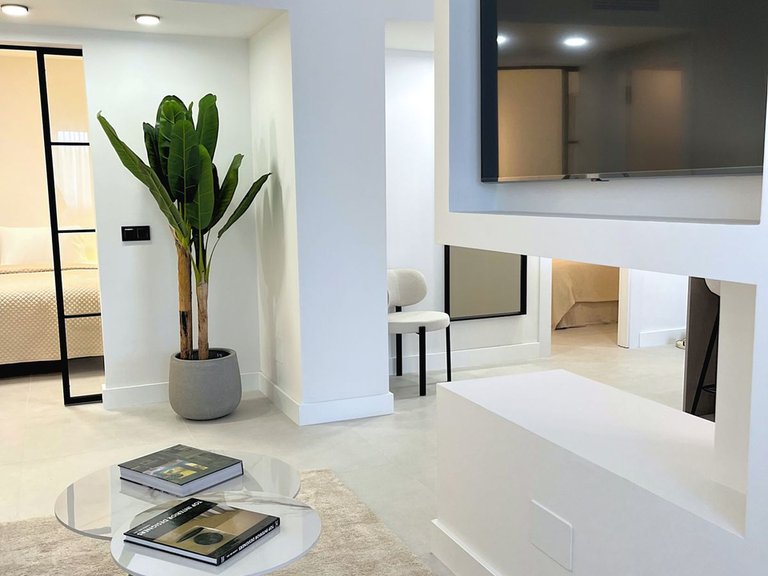 Apartment for Sale in Nueva Andalucía, Malaga 17