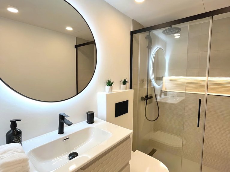 Apartment for Sale in Nueva Andalucía, Malaga 21