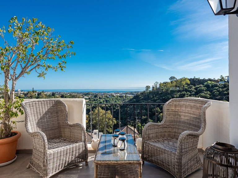 Apartment for Sale in Los Arqueros, Malaga 1