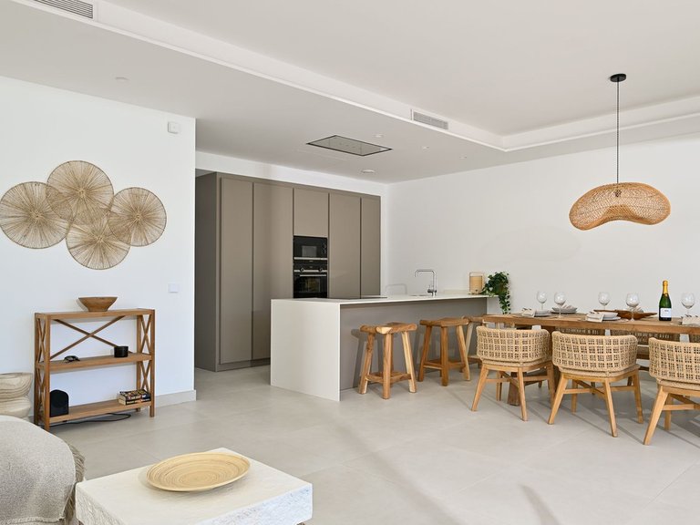 Villa for Sale in Benalmadena Pueblo, Malaga 12