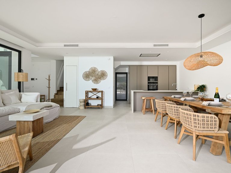 Villa for Sale in Benalmadena Pueblo, Malaga 14