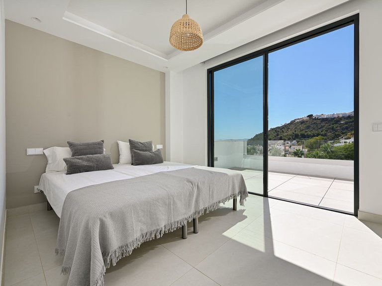 Villa for Sale in Benalmadena Pueblo, Malaga 22