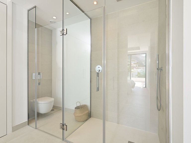 Villa for Sale in Benalmadena Pueblo, Malaga 24