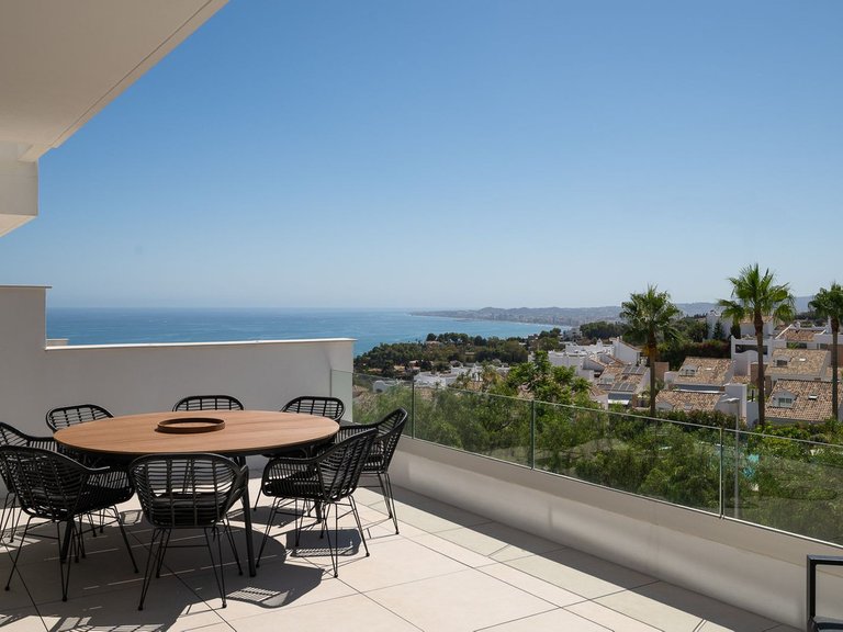 Villa for Sale in Benalmadena Pueblo, Malaga 27