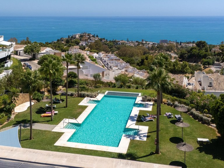 Villa for Sale in Benalmadena Pueblo, Malaga 58