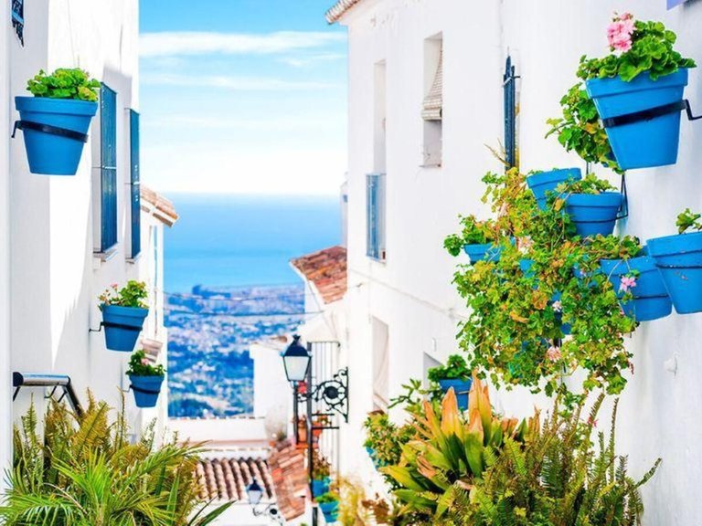 Villa for Sale in Benalmadena Pueblo, Malaga 62