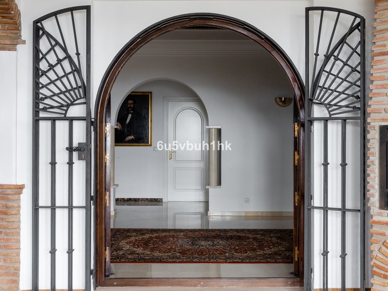 Villa for Sale in Alhaurín El Grande, Malaga 10