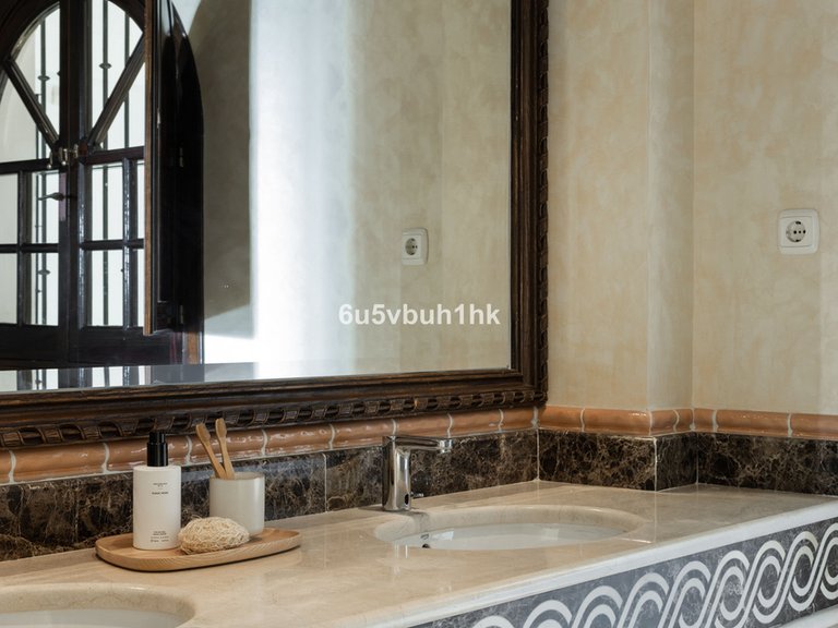 Villa for Sale in Alhaurín El Grande, Malaga 33