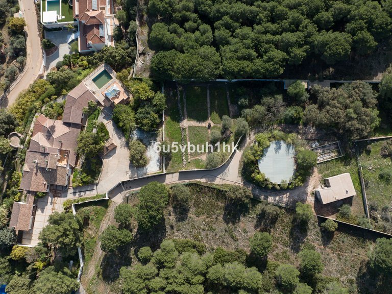 Villa for Sale in Alhaurín El Grande, Malaga 4