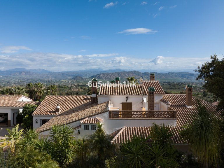 Villa for Sale in Alhaurín El Grande, Malaga 49