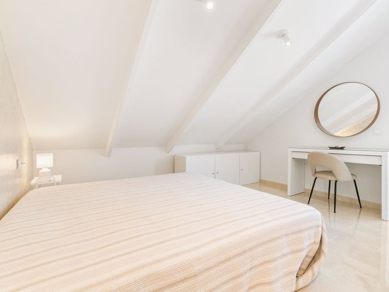 Villa for Sale in Costabella, Malaga 30
