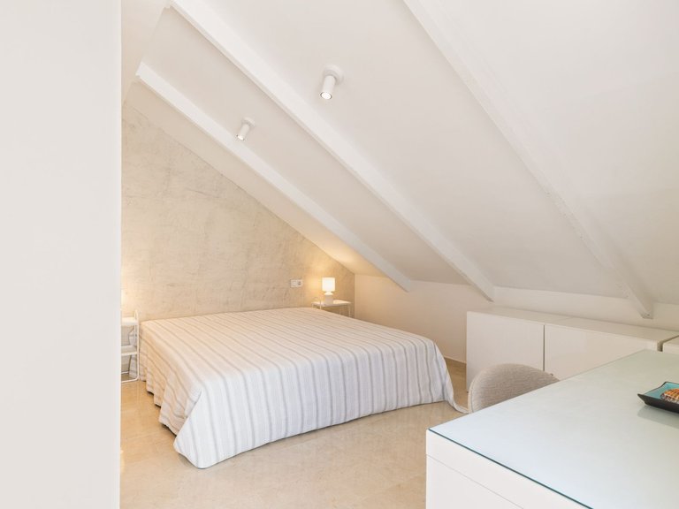 Villa for Sale in Costabella, Malaga 32