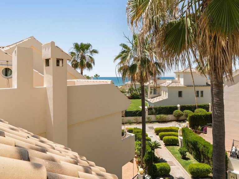 Villa for Sale in Costabella, Malaga 34