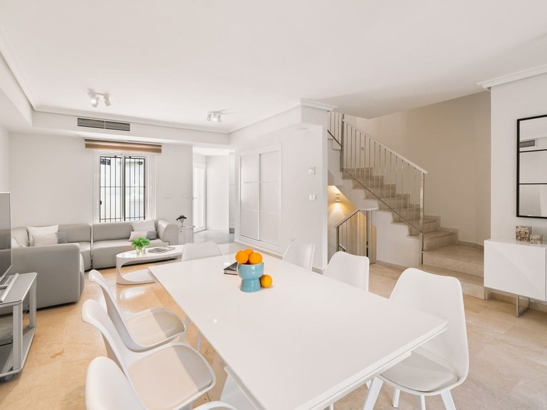 Villa for Sale in Costabella, Malaga 7