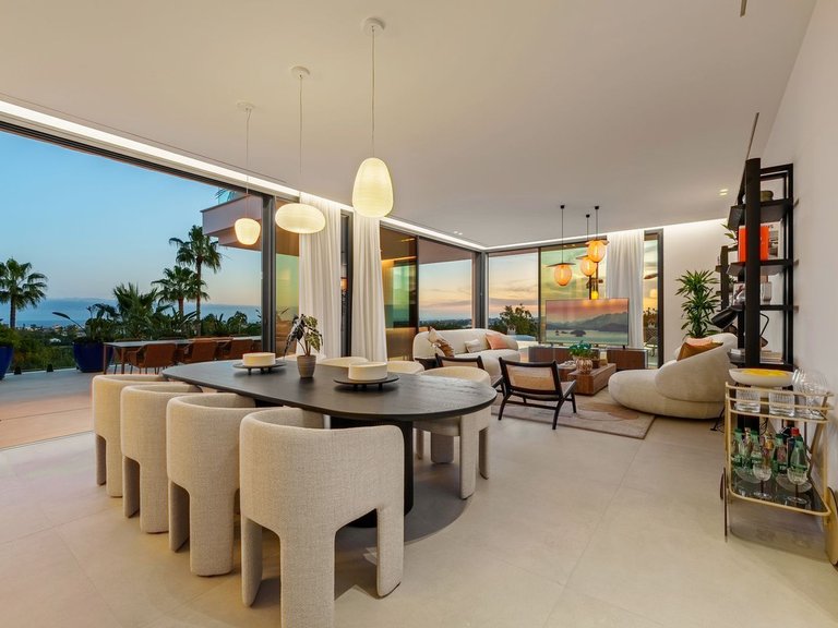 Villa for Sale in Benahavís, Malaga 10