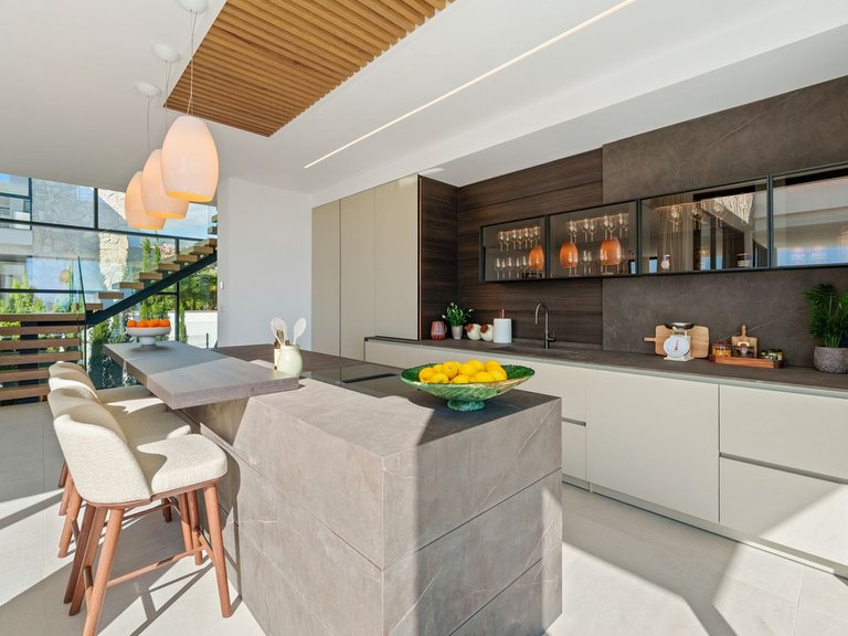 Villa for Sale in Benahavís, Malaga 7