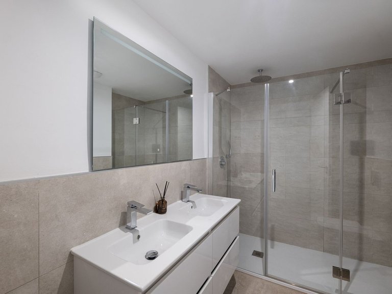 Apartment for Sale in Estepona, Malaga 11