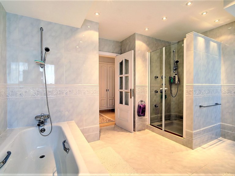 Villa for Sale in Costalita, Malaga 32