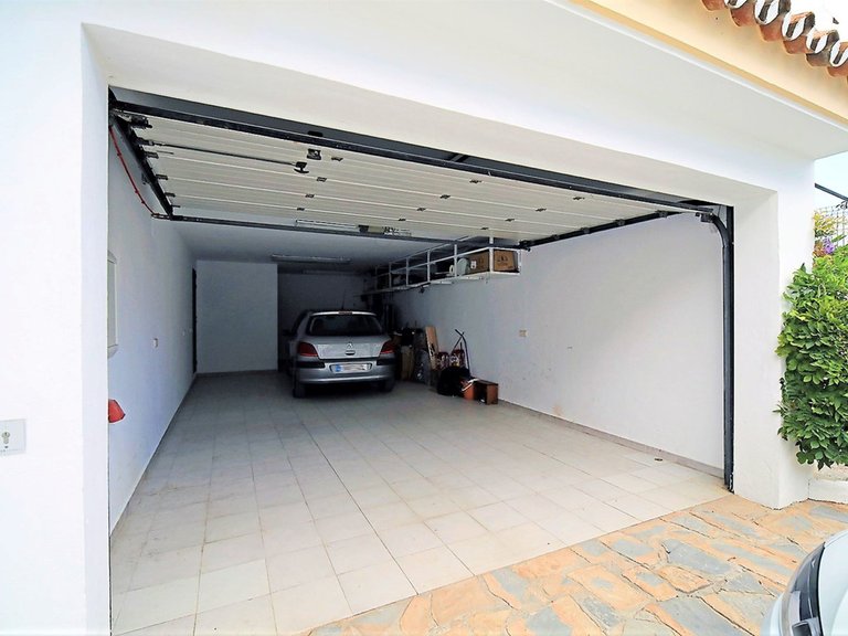 Villa for Sale in Costalita, Malaga 39