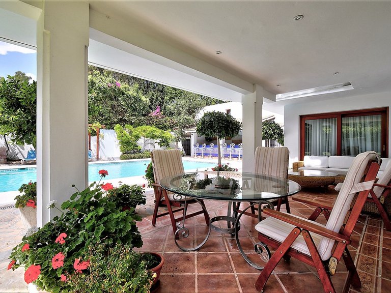 Villa for Sale in Costalita, Malaga 9