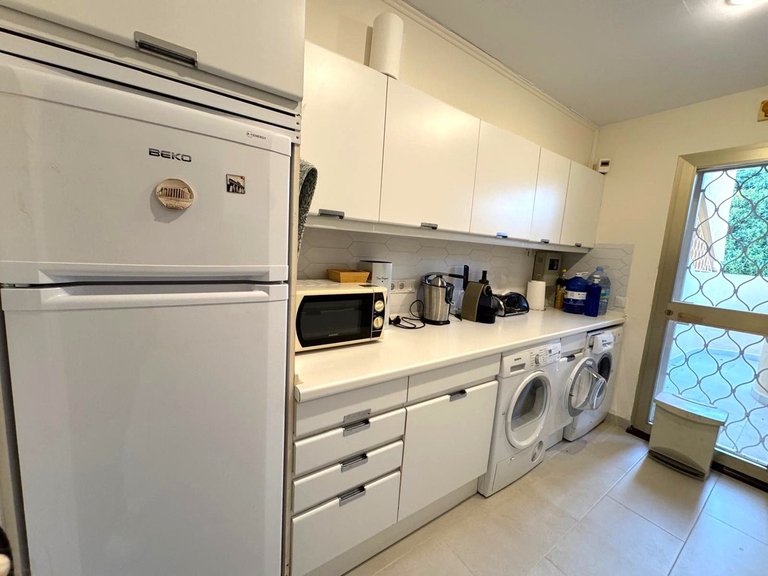 Apartment for Sale in Nueva Andalucía, Malaga 11