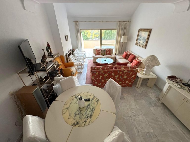 Apartment for Sale in Nueva Andalucía, Malaga 26