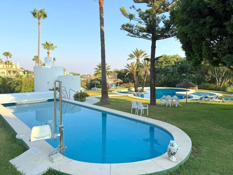 Apartment for Sale in Nueva Andalucía, Malaga 35