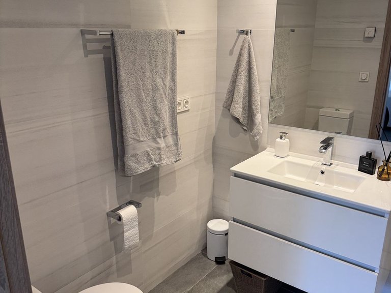 Apartment for Sale in Nueva Andalucía, Malaga 17