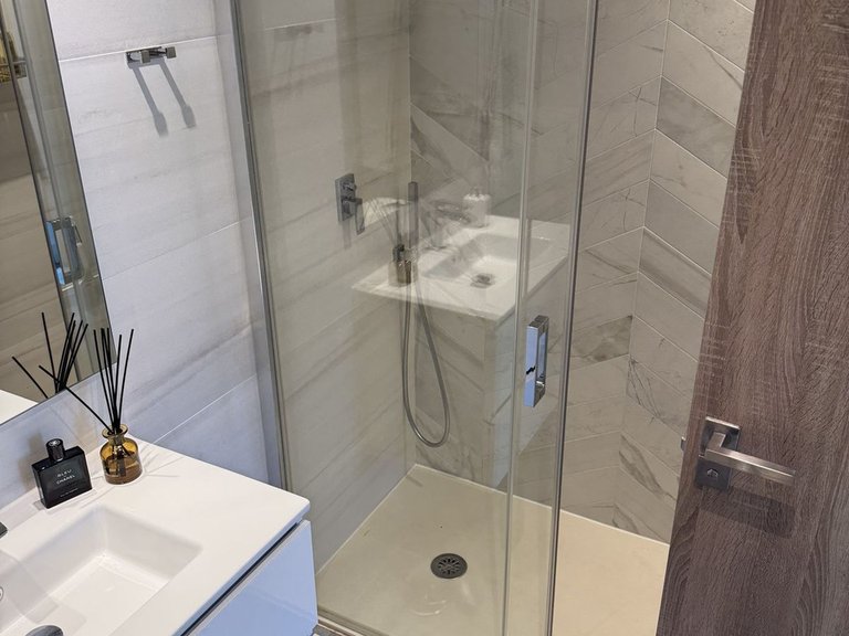 Apartment for Sale in Nueva Andalucía, Malaga 18