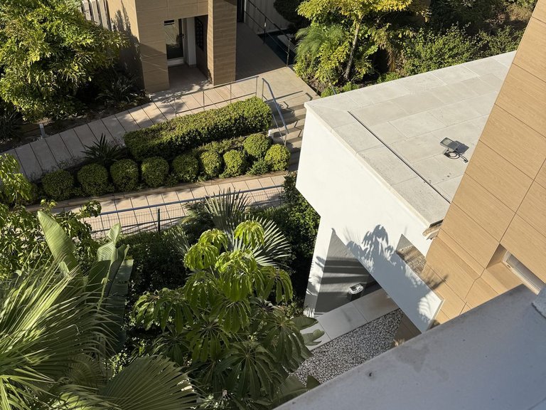 Apartment for Sale in Nueva Andalucía, Malaga 22