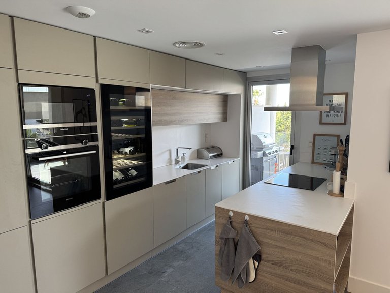Apartment for Sale in Nueva Andalucía, Malaga 6