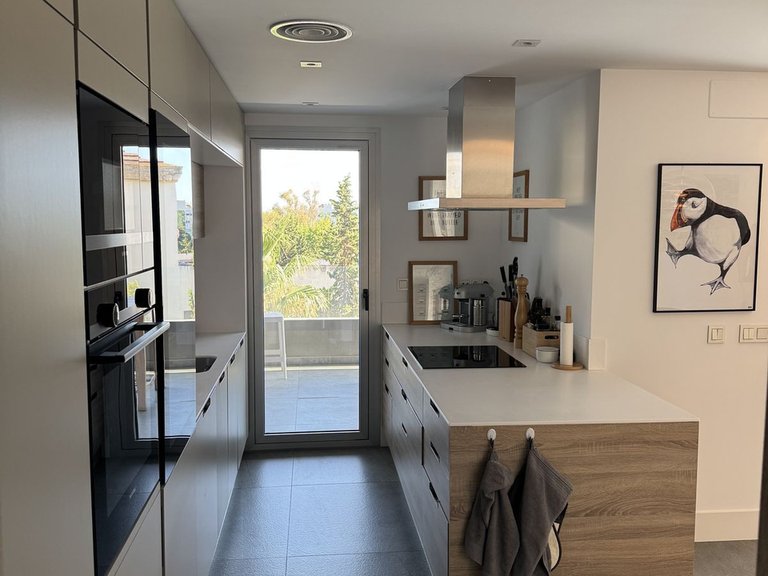Apartment for Sale in Nueva Andalucía, Malaga 7