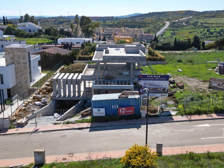 Villa for Sale in Valle Romano, Malaga 20