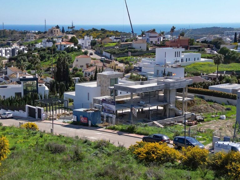 Villa for Sale in Valle Romano, Malaga 21