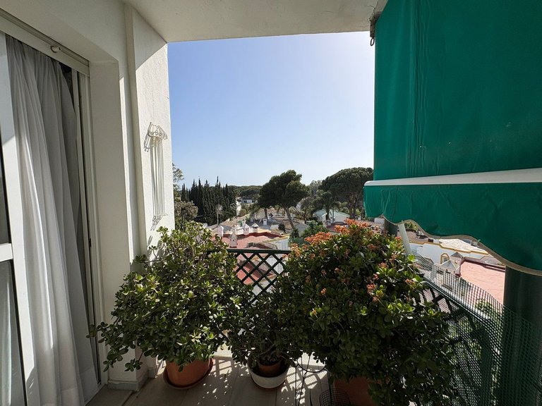 Apartment for Sale in Cabopino, Malaga 6
