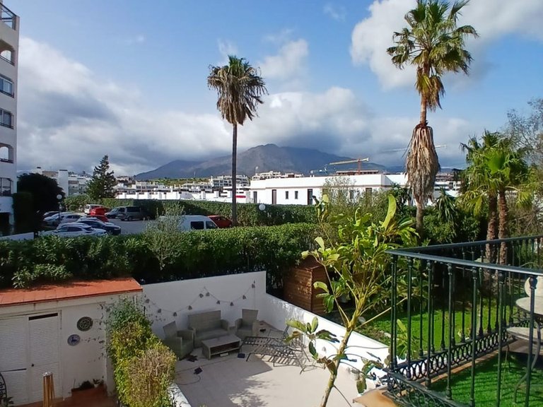 Villa for Sale in Estepona, Malaga 10